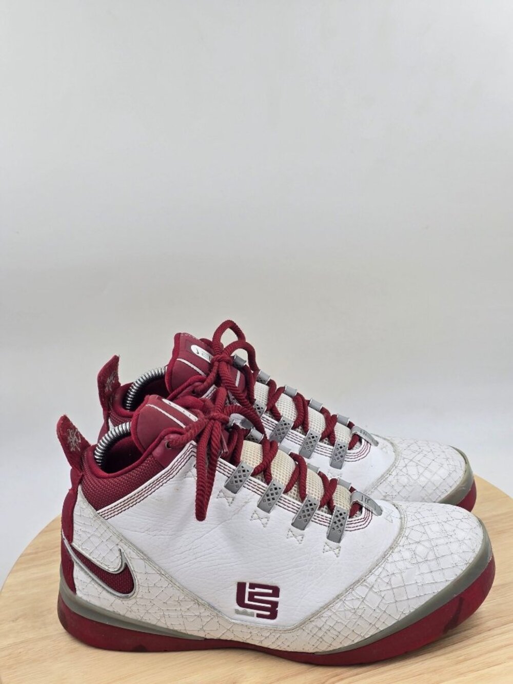 Nike Lebron Zoom Soldier II Team Bank Deadstock Red Mens Athletic shoes sz 7.5